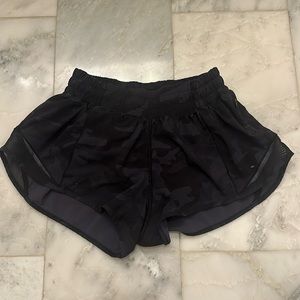 Lululemon hotty hot shorts